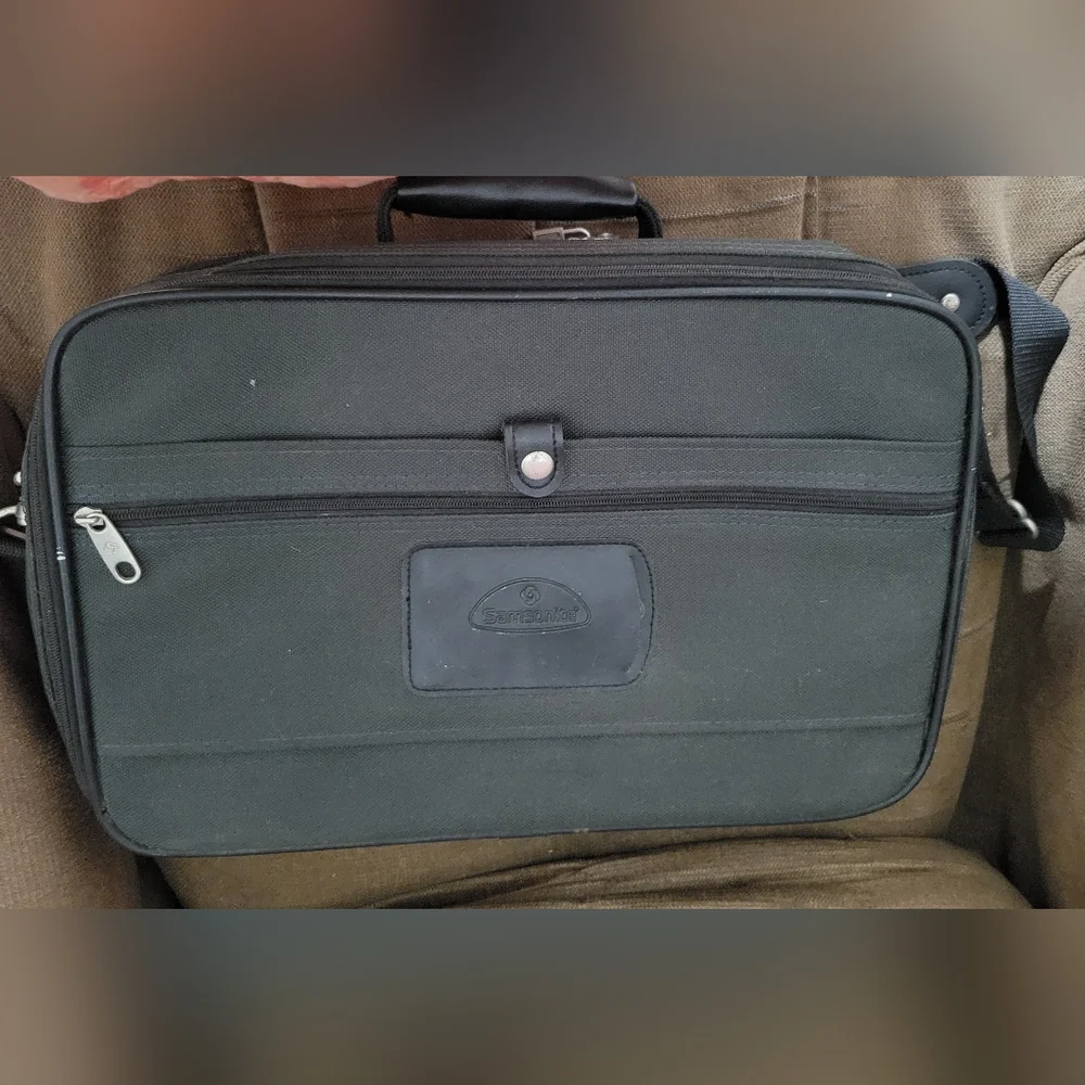 Samsonite Green Laptop Bag for Men